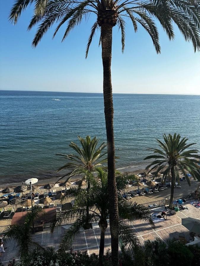 Marbella Beachfront Apartment エクステリア 写真